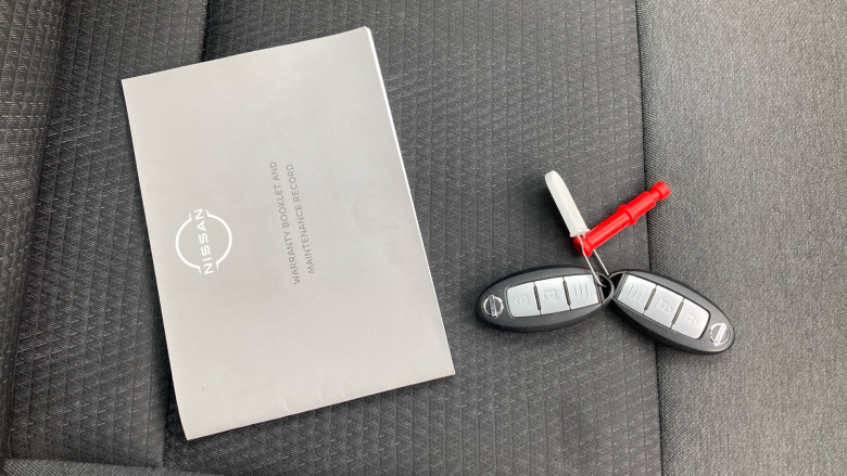 Nissan Qashqai 1.3 DiG-T MH N-Connecta 5dr Petrol Hatchback